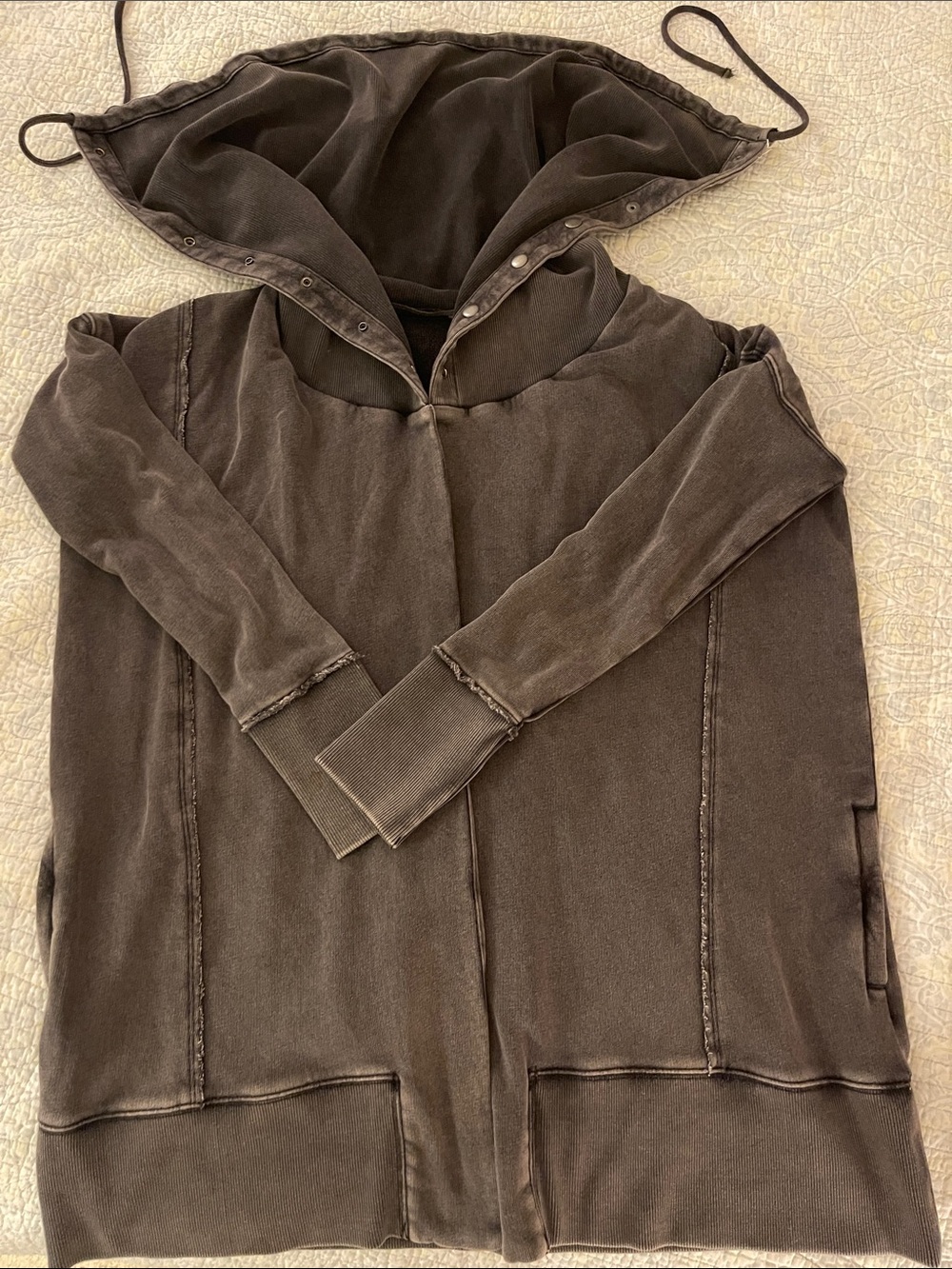 Free People women’s charcoal/ Black 100% Cotton Crewneck jacket -Small